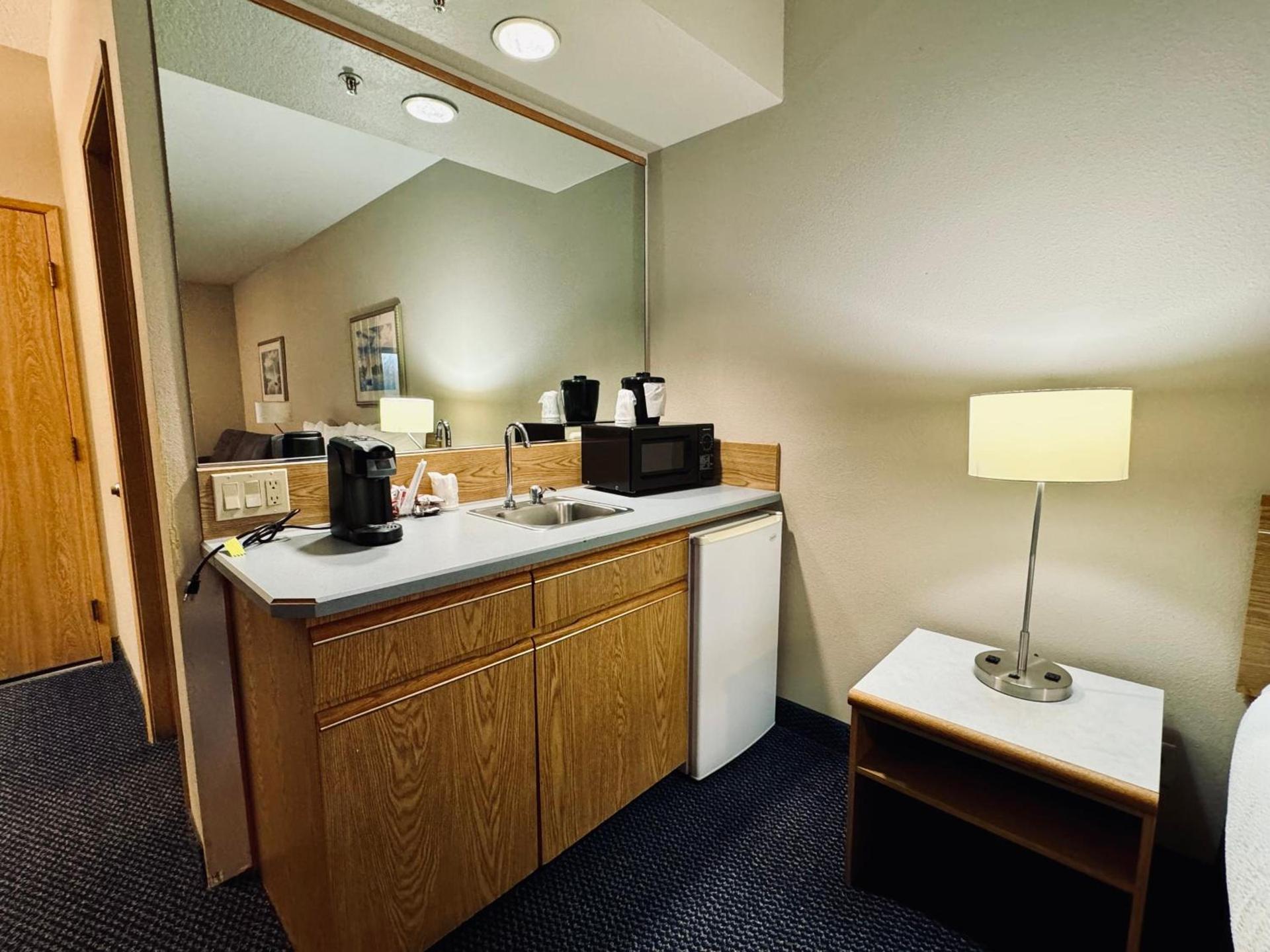 The Tillamook Inn photo 28