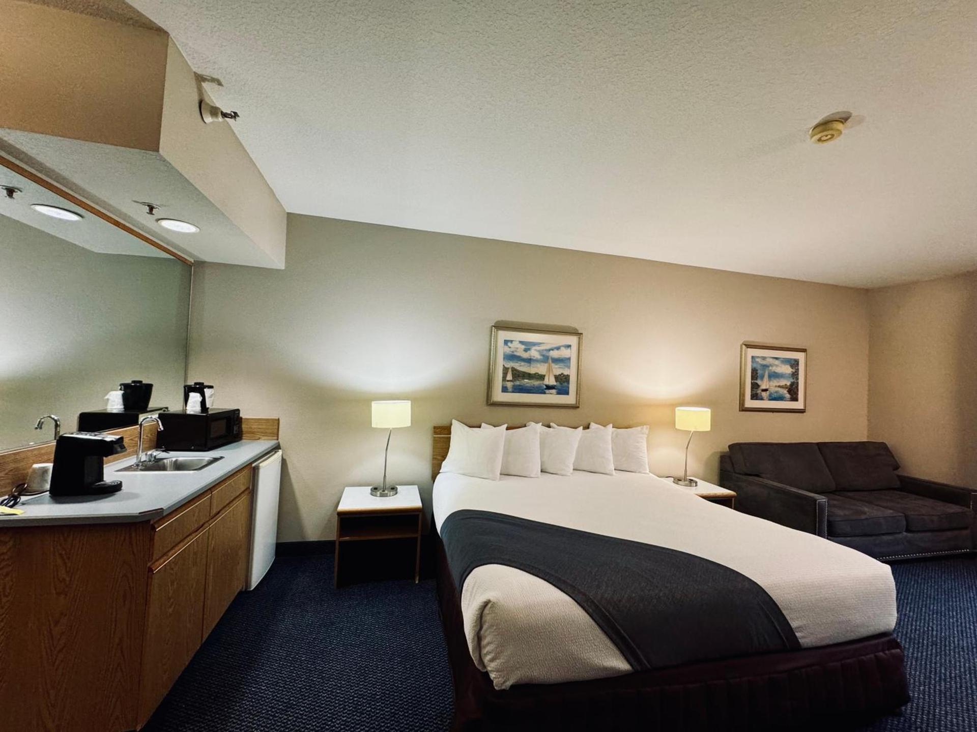 The Tillamook Inn photo 30