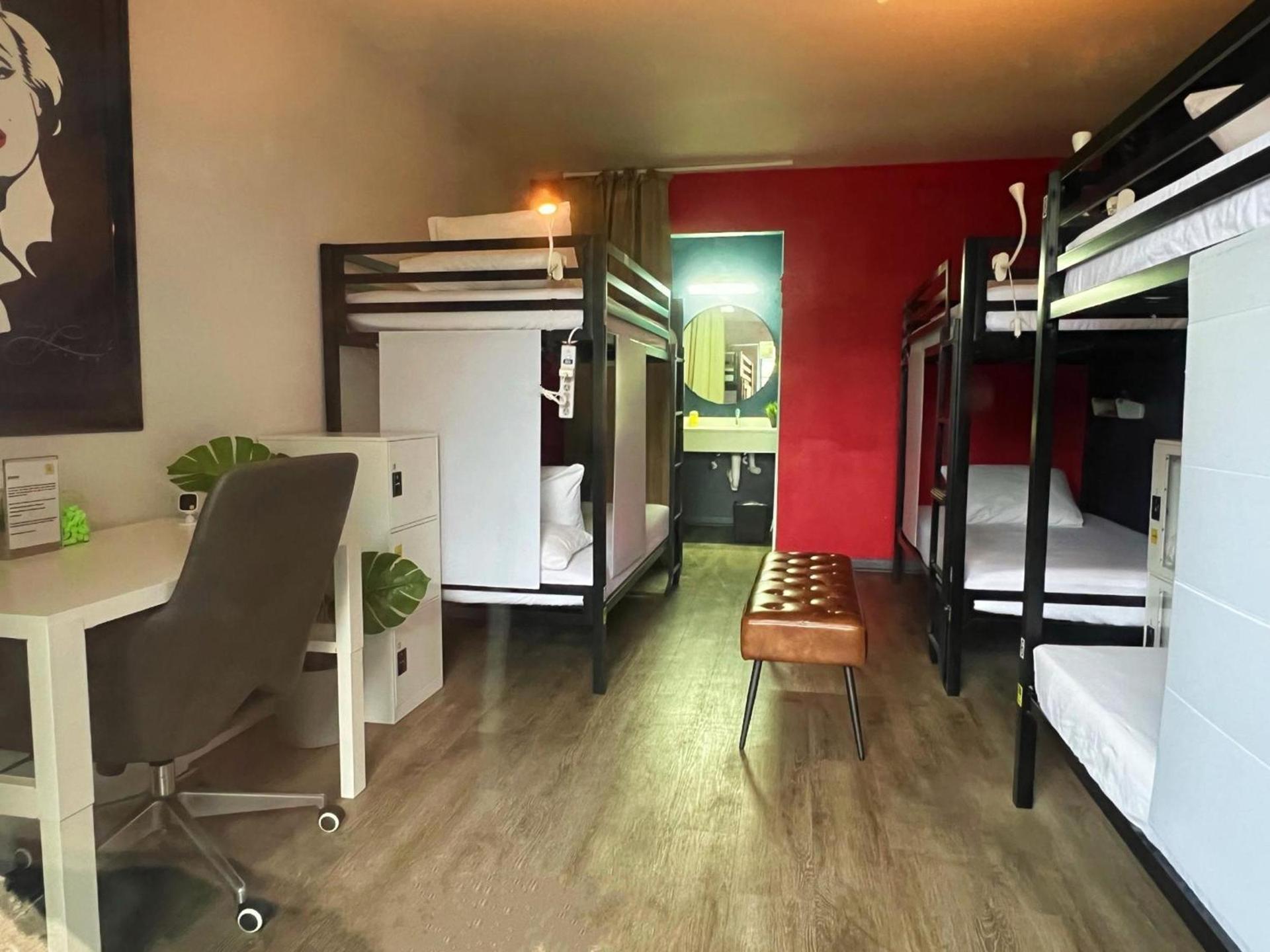 Bposhtels Houston photo 8