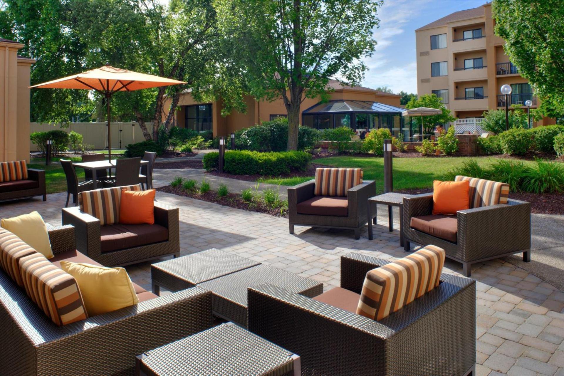 Courtyard Columbus Worthington photo 6