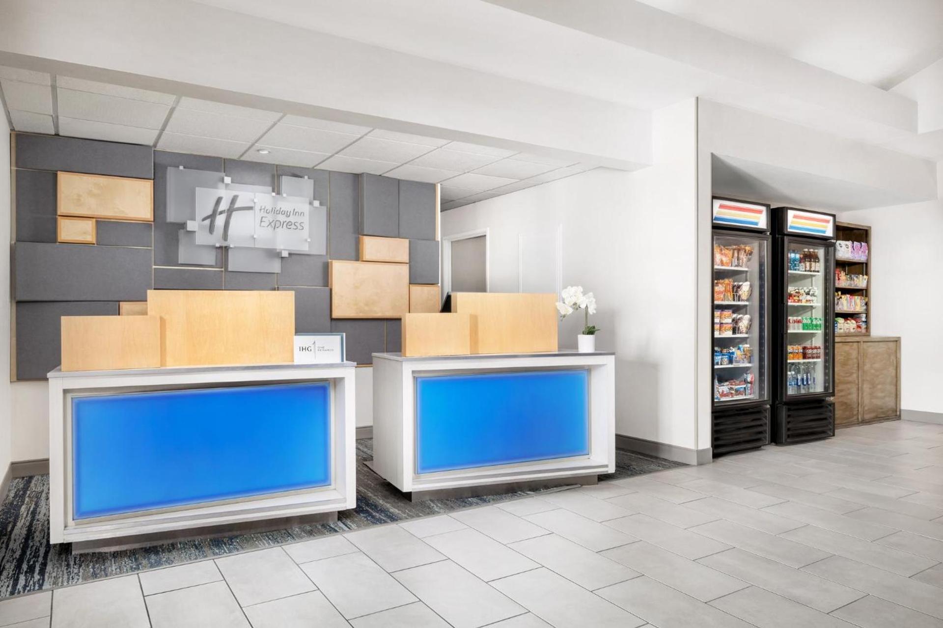 Holiday Inn Express Las Vegas Stadium Area by IHG photo 26