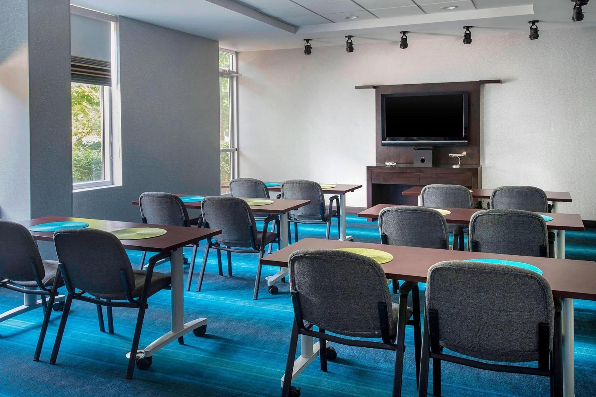 Aloft by Marriott Nashville Franklin photo 25
