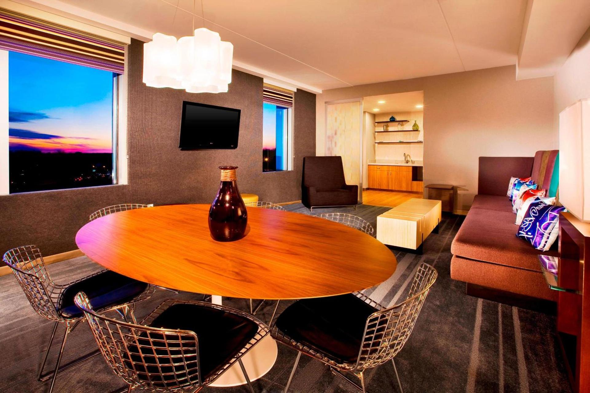 Aloft by Marriott Mount Laurel photo 10