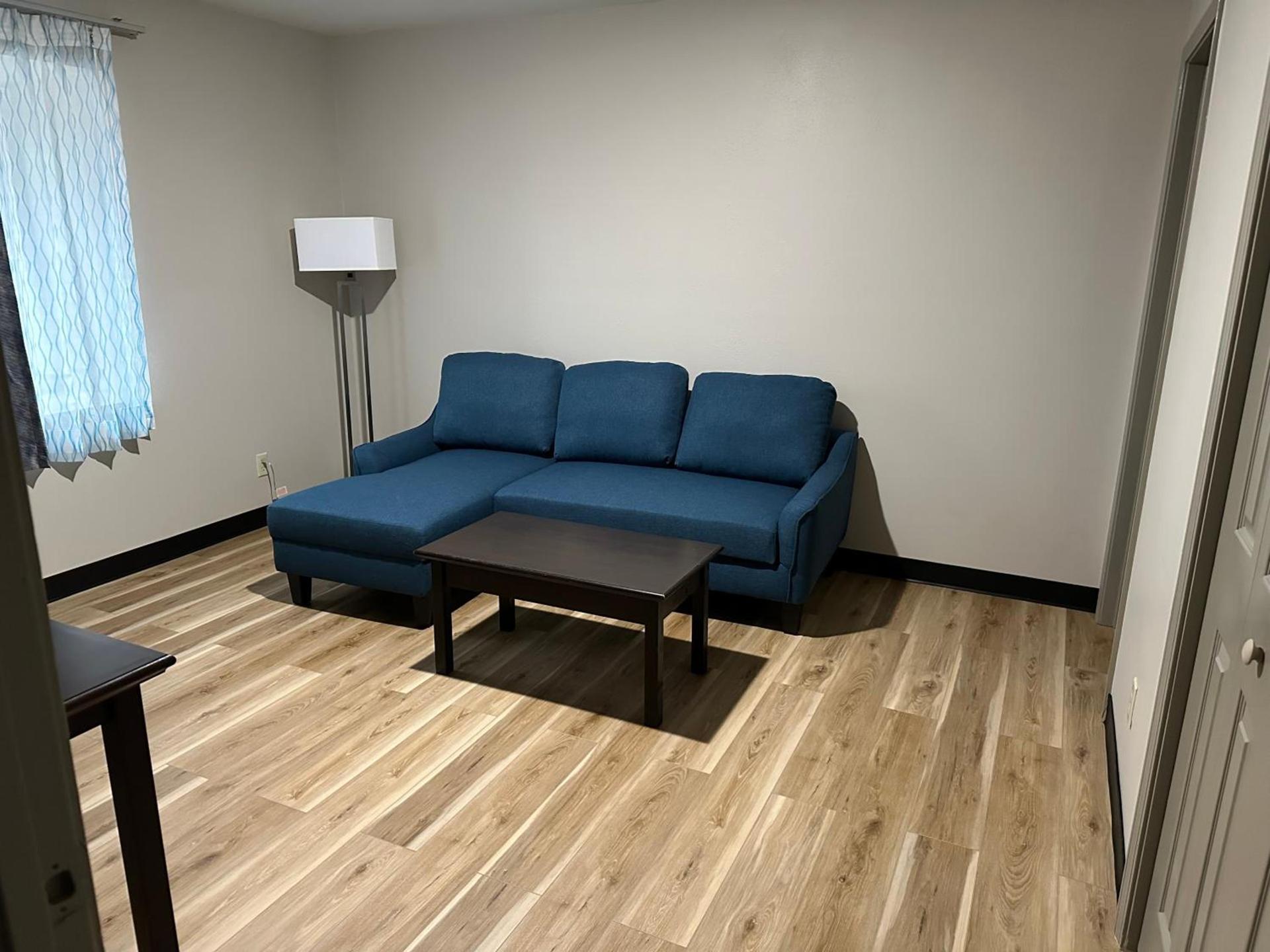 Days Inn and Suites by Wyndham Sikeston photo 50