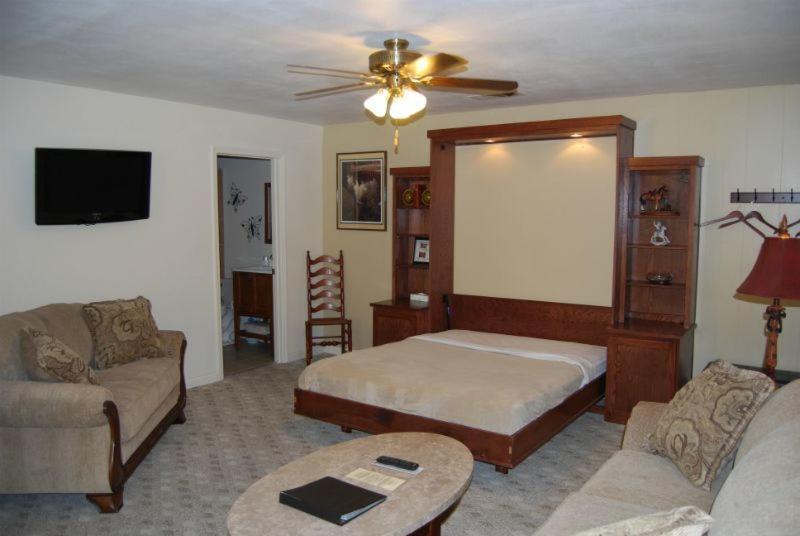 5th Street Inn photo 62
