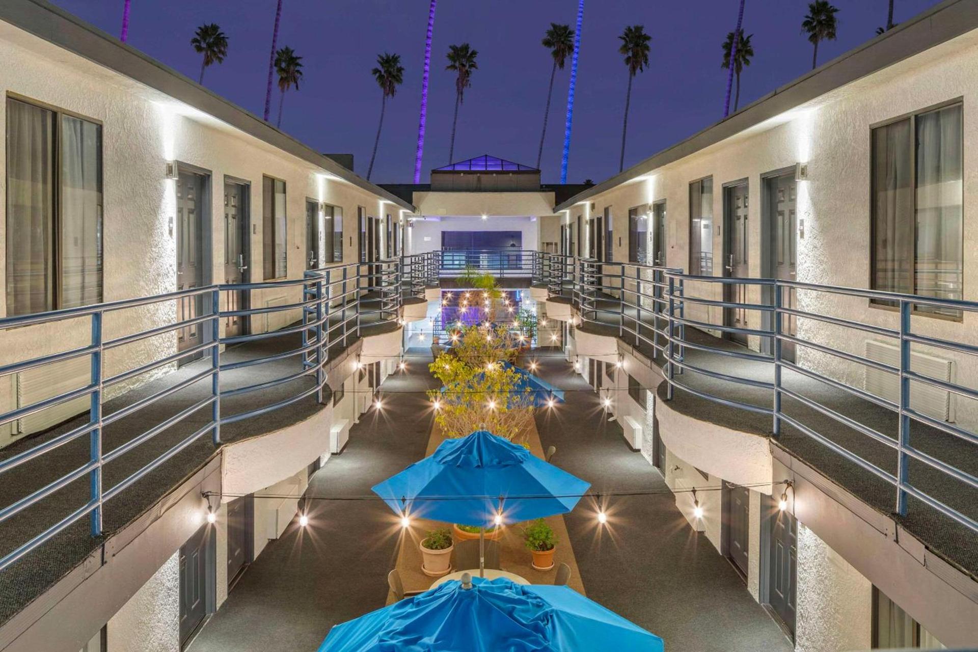 Comfort Inn Santa Monica - West Los Angeles photo 1