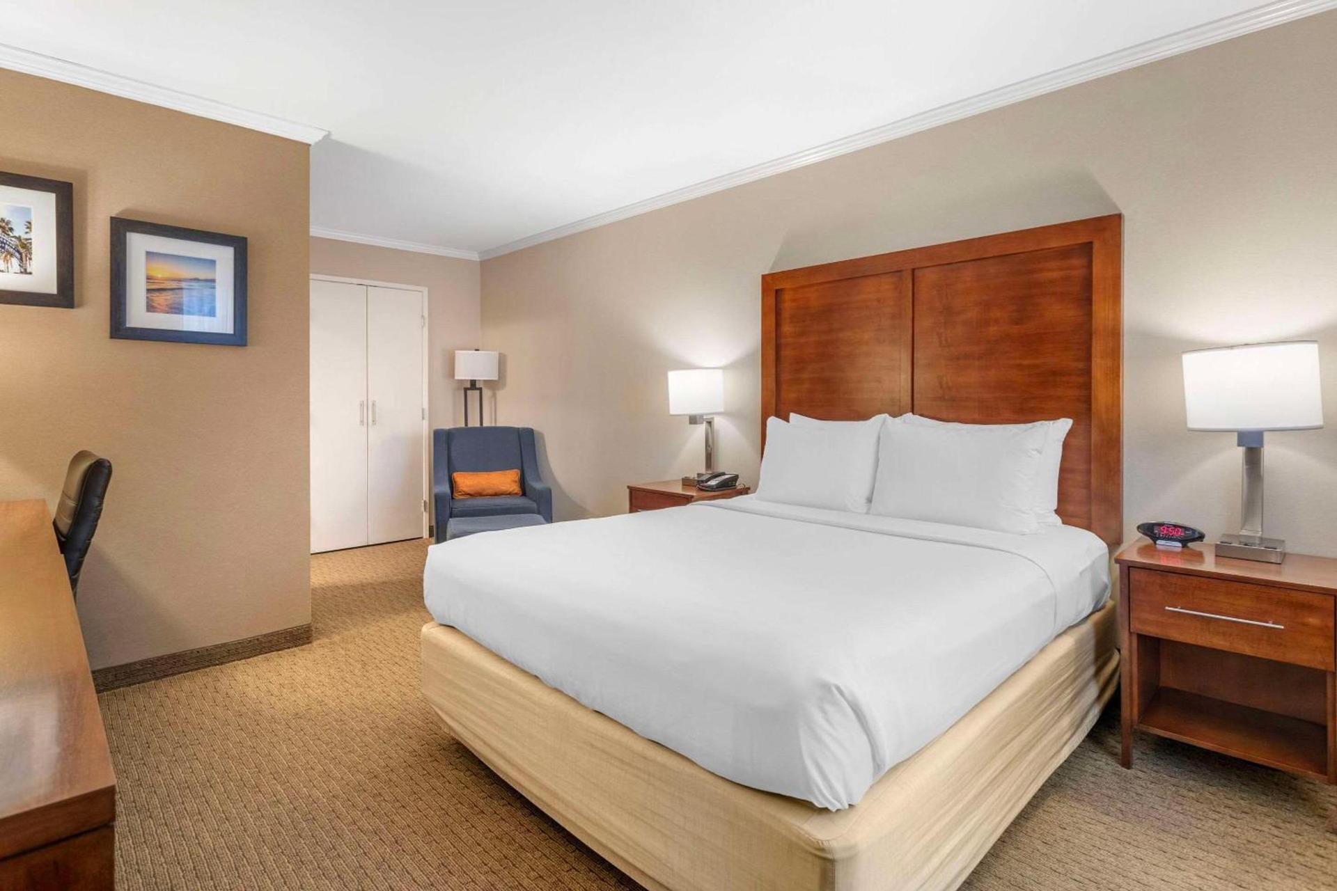 Comfort Inn Santa Monica - West Los Angeles photo 30