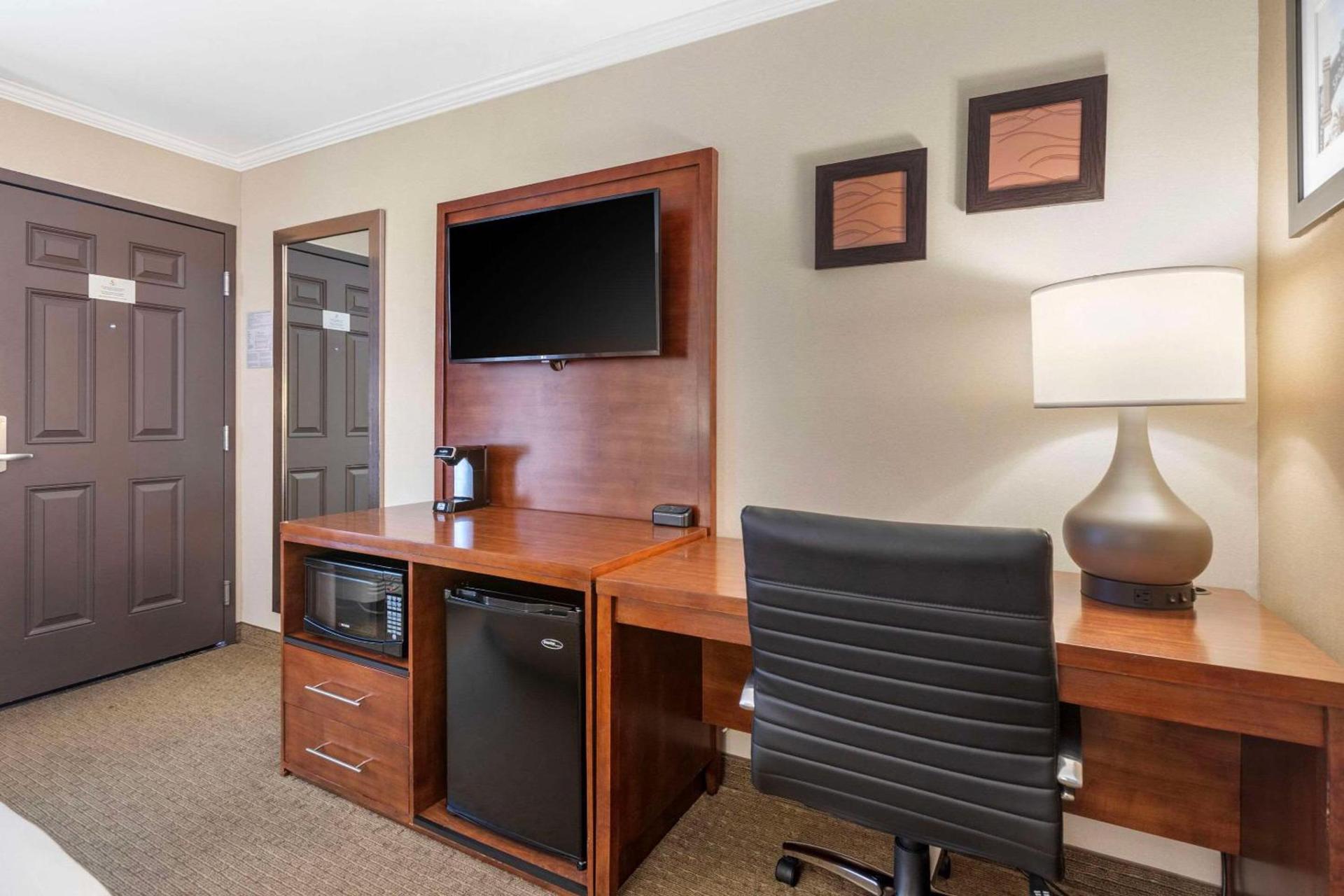 Comfort Inn Santa Monica - West Los Angeles photo 32