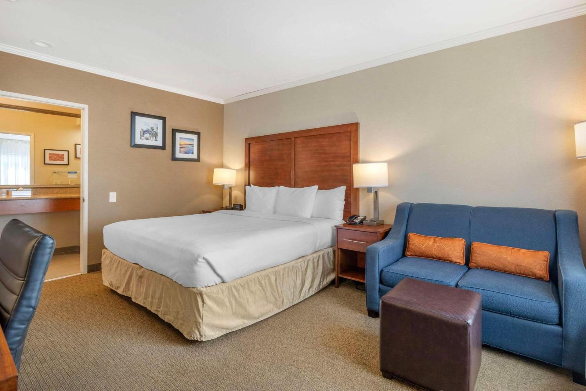 Comfort Inn Santa Monica - West Los Angeles photo 37