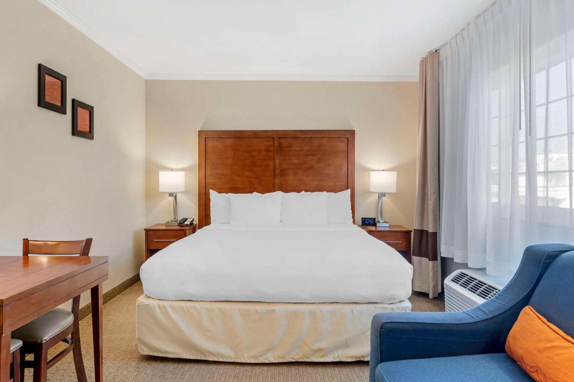 Comfort Inn Santa Monica - West Los Angeles photo 49