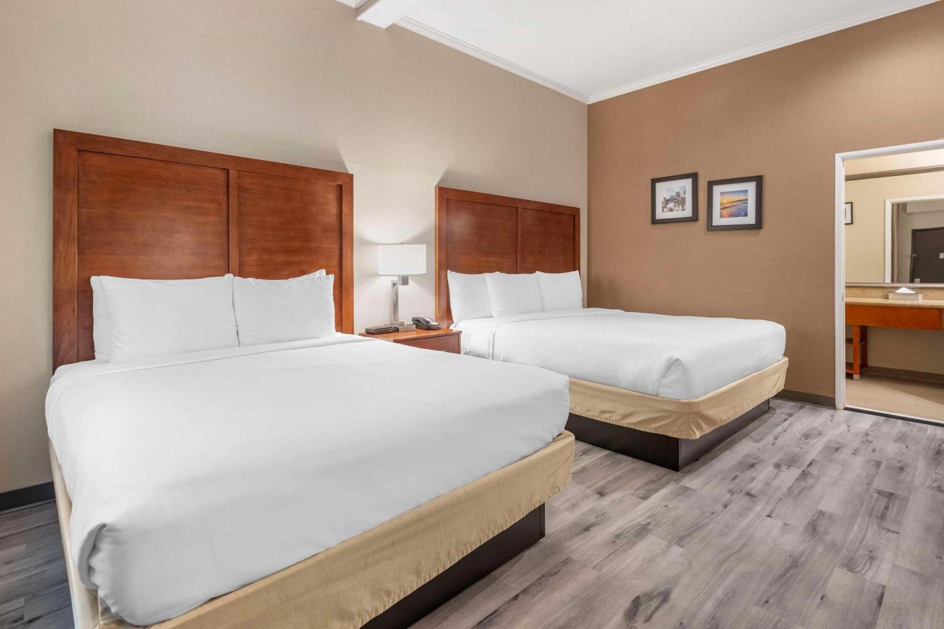 Comfort Inn Santa Monica - West Los Angeles photo 52