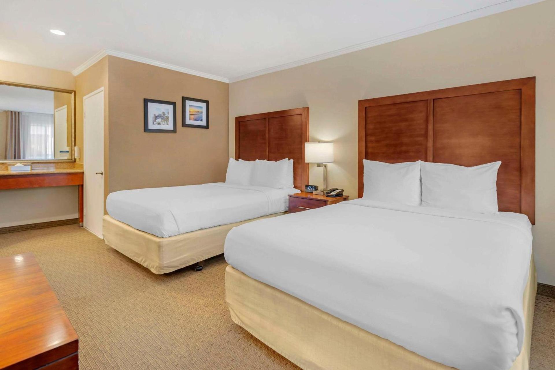 Comfort Inn Santa Monica - West Los Angeles photo 65
