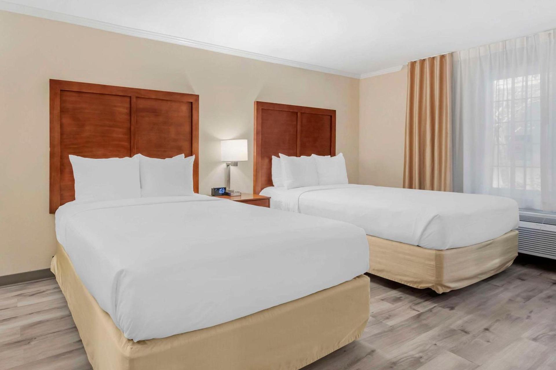 Comfort Inn Santa Monica - West Los Angeles photo 68