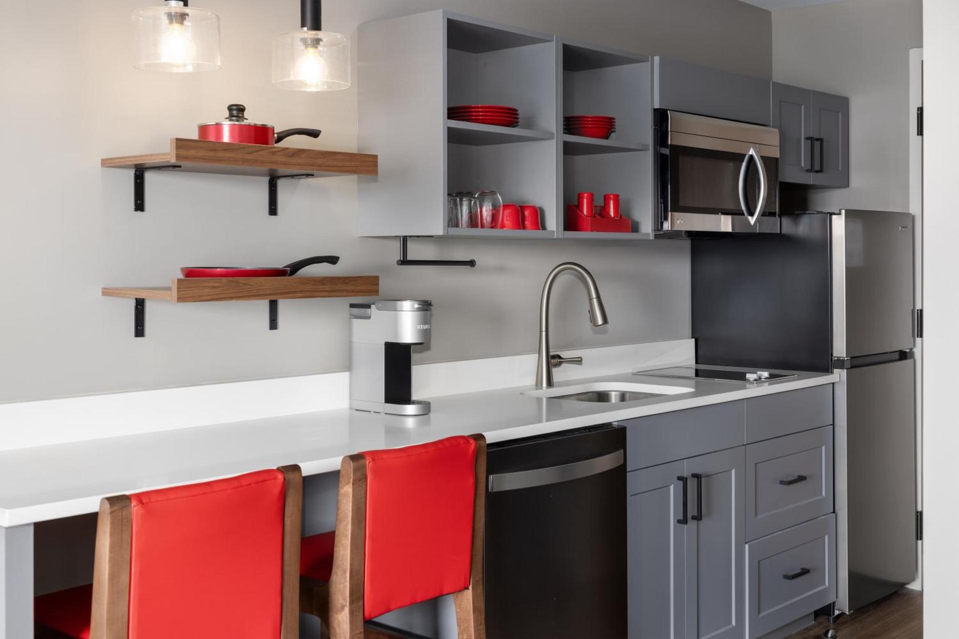 Hawthorn Extended Stay by Wyndham Williston Burlington photo 9