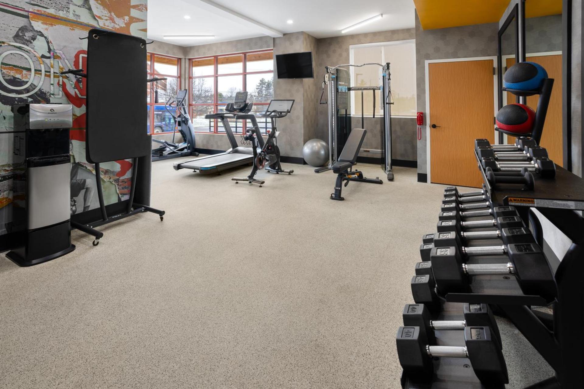 Hawthorn Extended Stay by Wyndham Williston Burlington photo 29