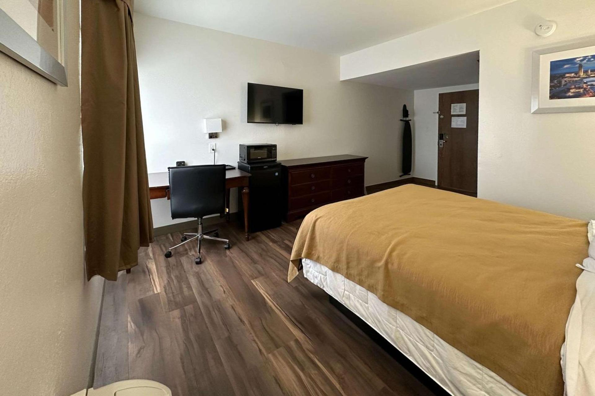 Quality Inn & Suites Albany Airport photo 16