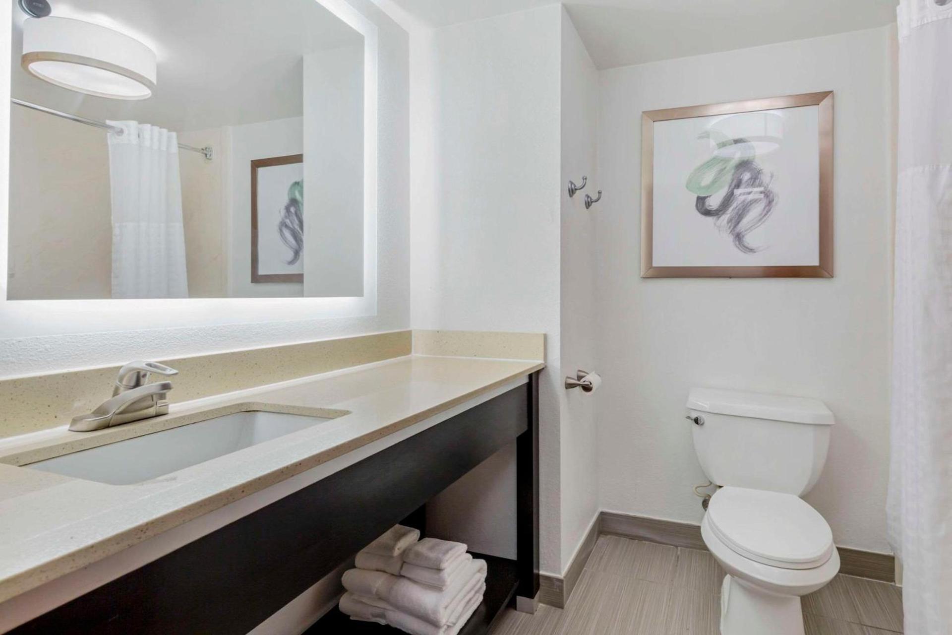 Comfort Inn Laurel - Fort Meade photo 22