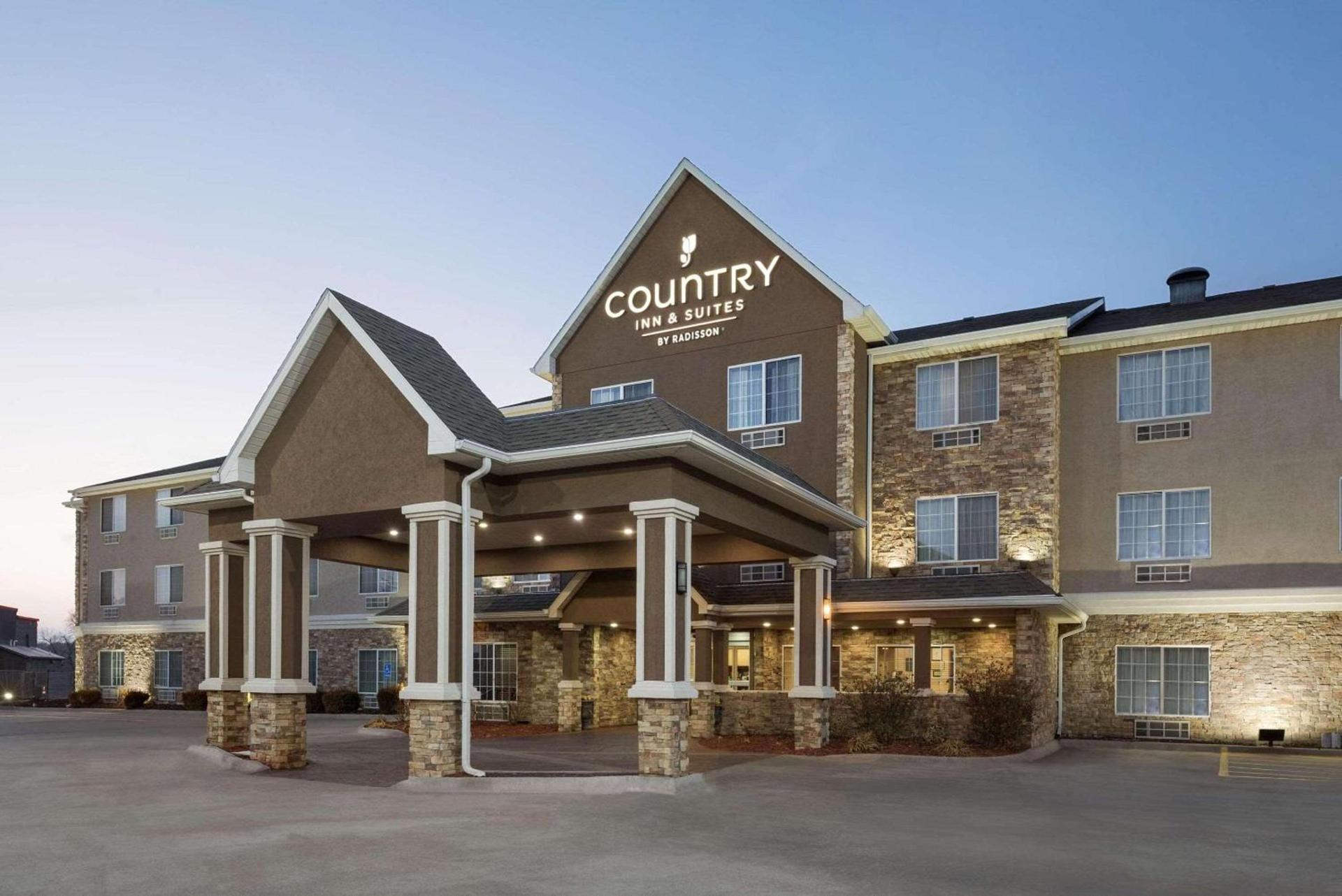 Country Inn & Suites by Radisson, Topeka West, KS — hotel in Topeka