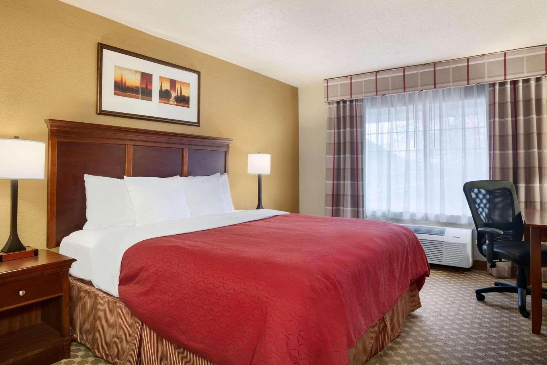 Country Inn & Suites by Radisson, Kalamazoo, MI photo 11