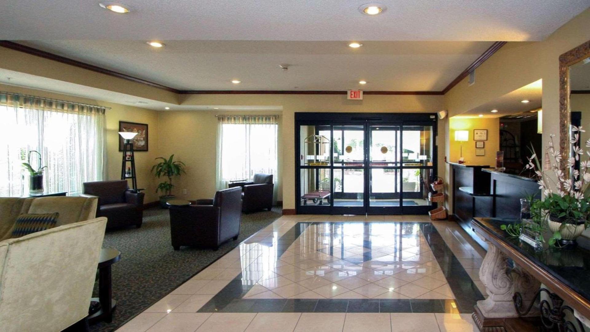 Country Inn & Suites by Radisson, Shelby, NC photo 2