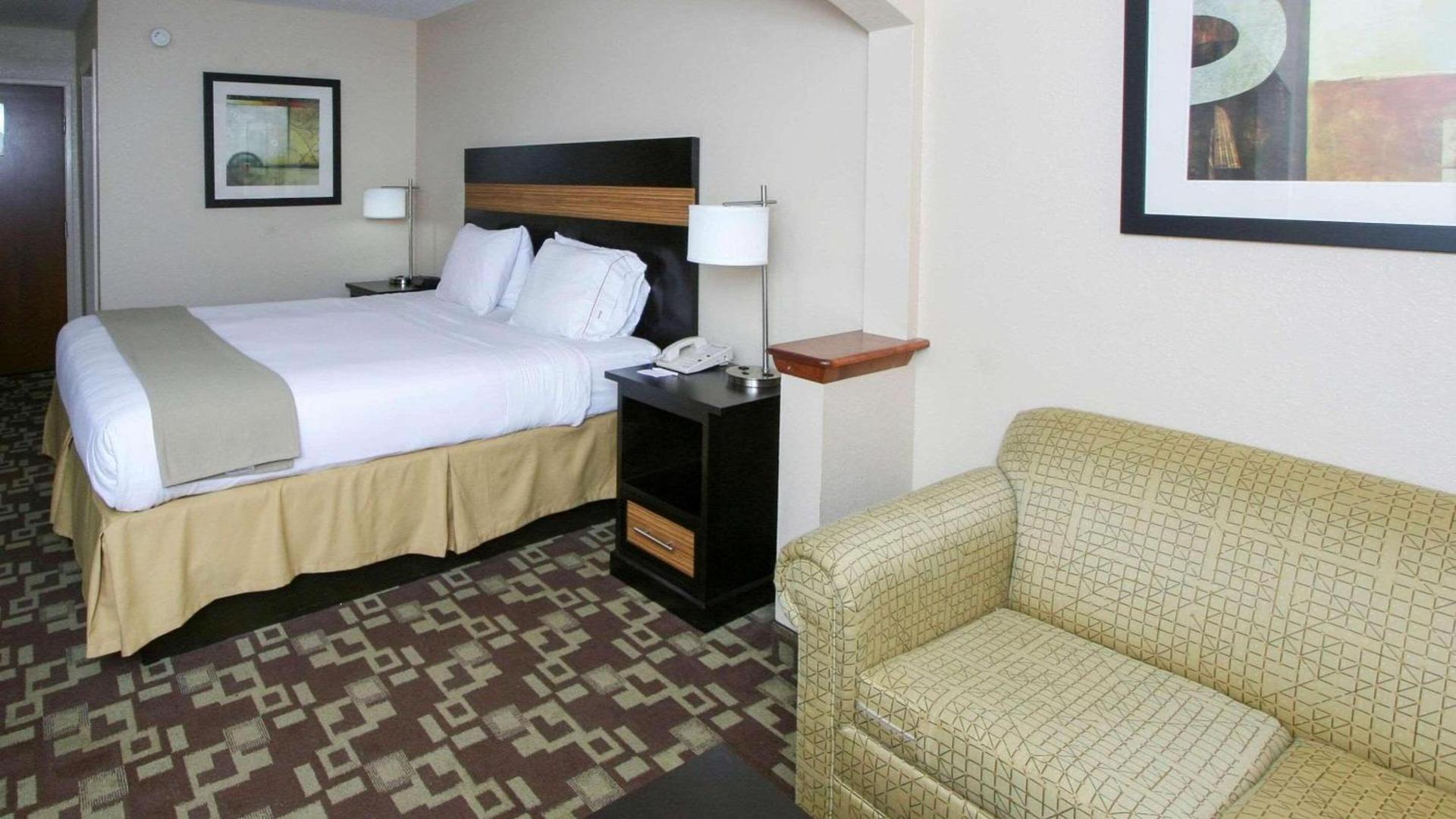 Country Inn & Suites by Radisson, Shelby, NC photo 41