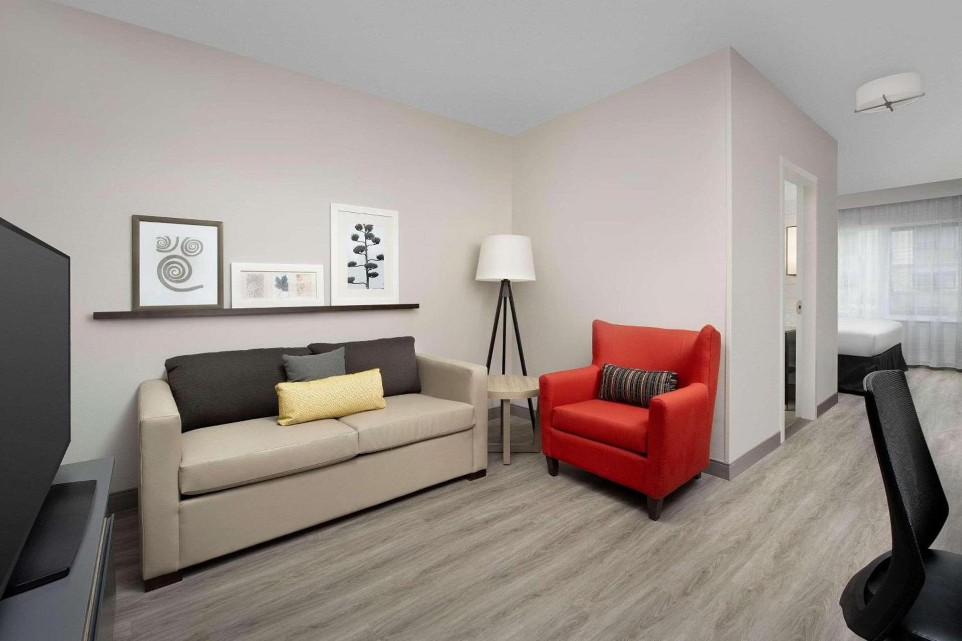 Country Inn & Suites by Radisson, Seattle-Tacoma International Airport, WA photo 9