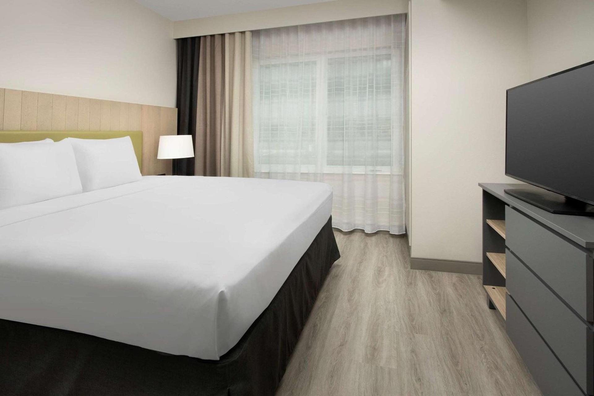Country Inn & Suites by Radisson, Seattle-Tacoma International Airport, WA photo 19