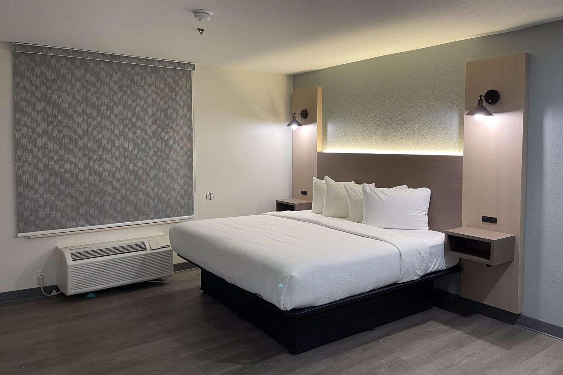 MainStay Suites Columbia Harbison photo 7