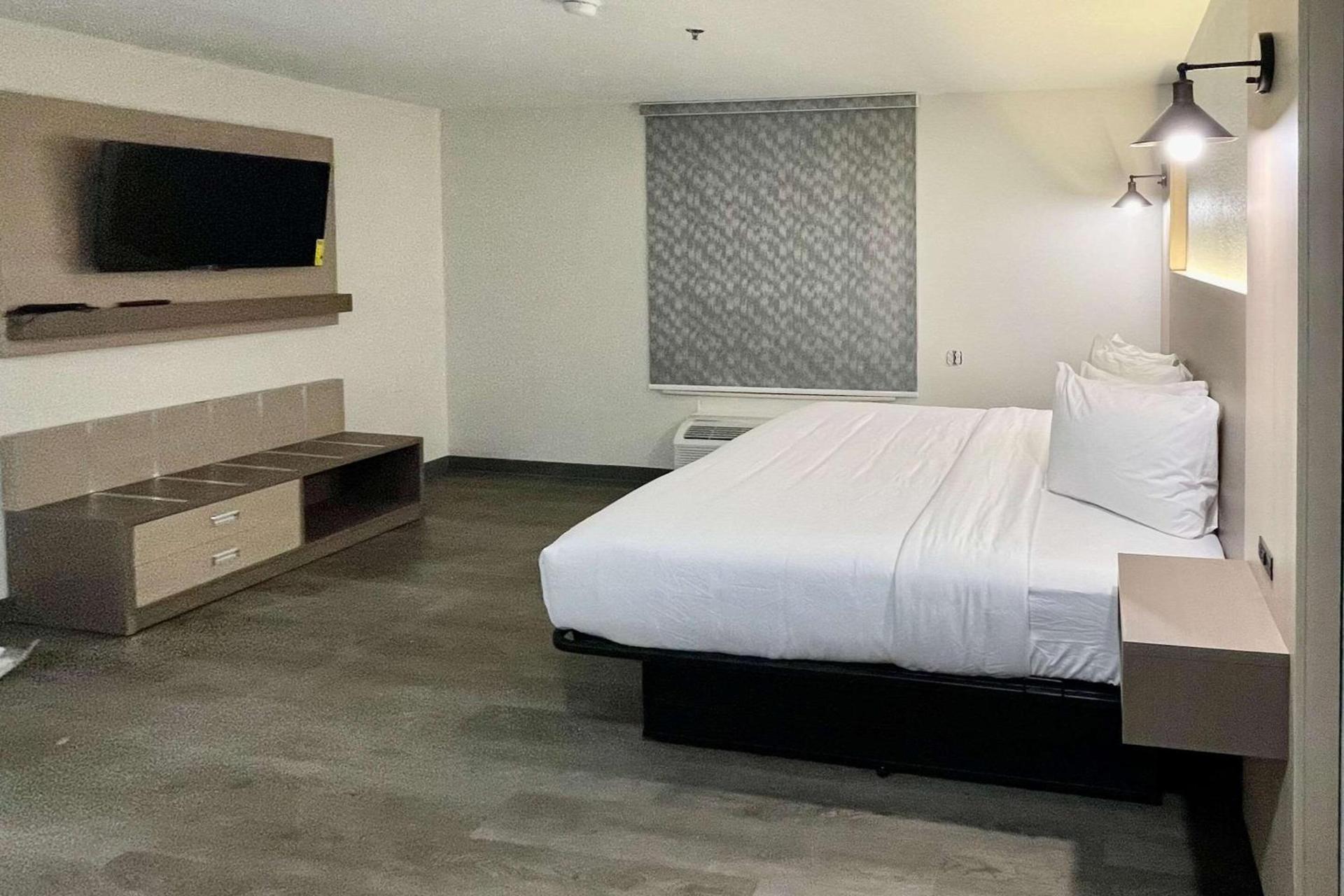 MainStay Suites Columbia Harbison photo 8