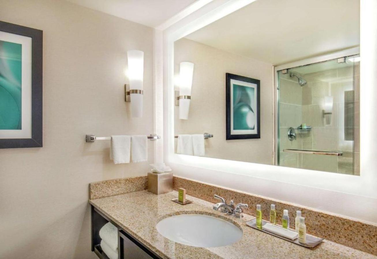 DoubleTree by Hilton Columbia photo 45