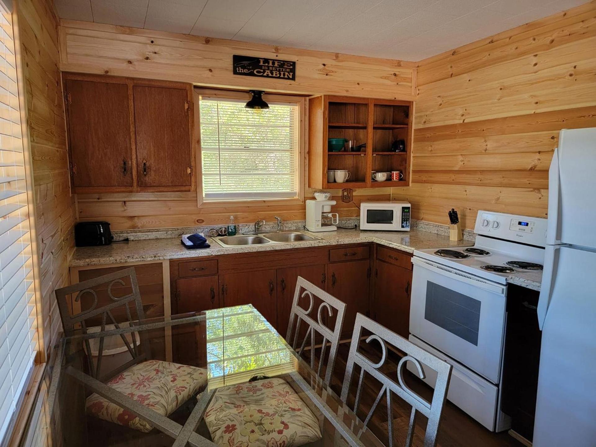 Southern Comfort Inn & Resort photo 13