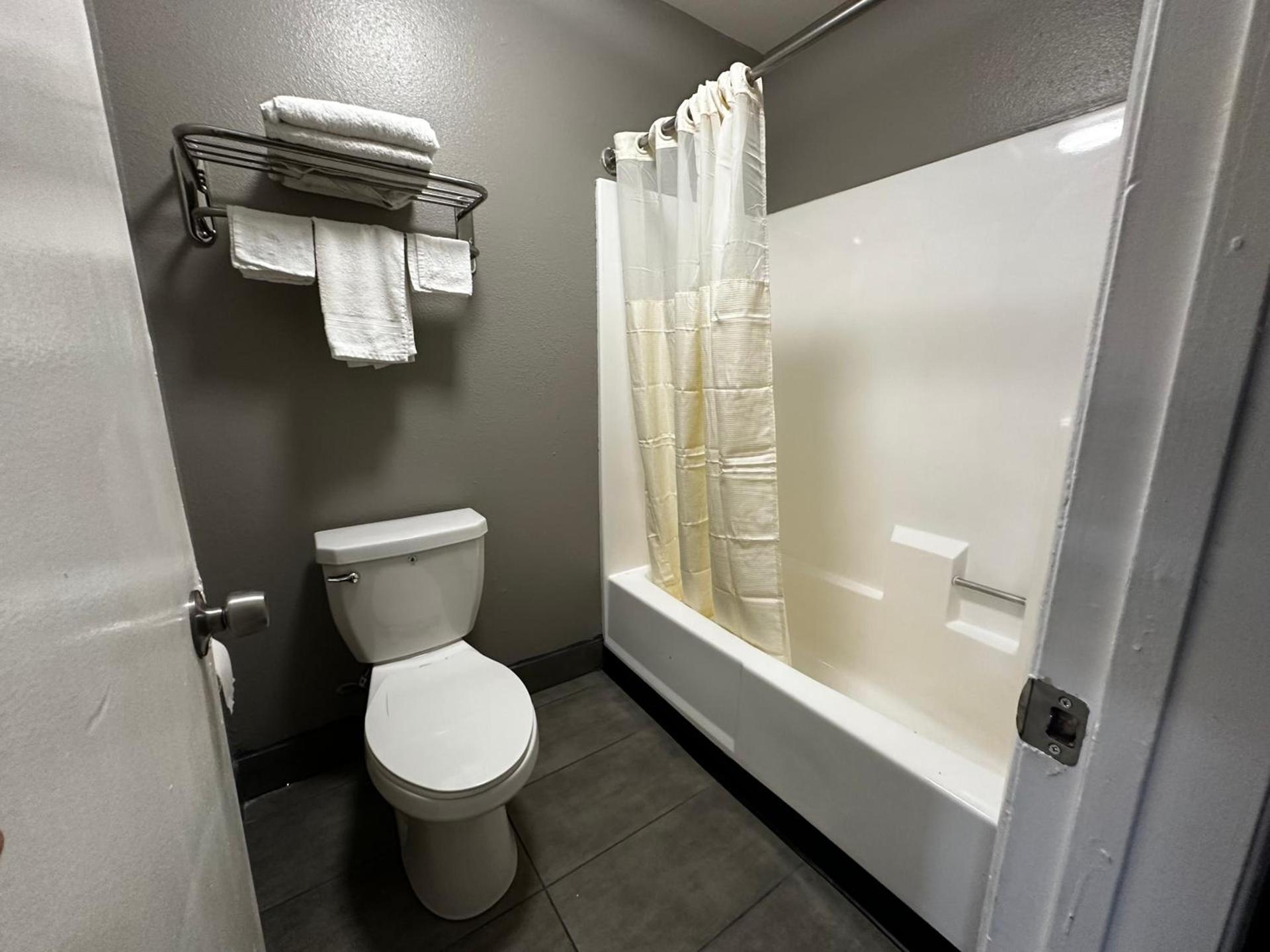 Sunpark Inn & Suites photo 23