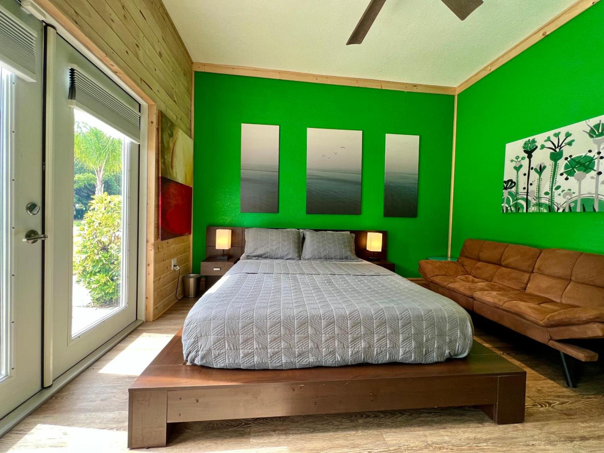The Tatman Evergreen Suite photo 10