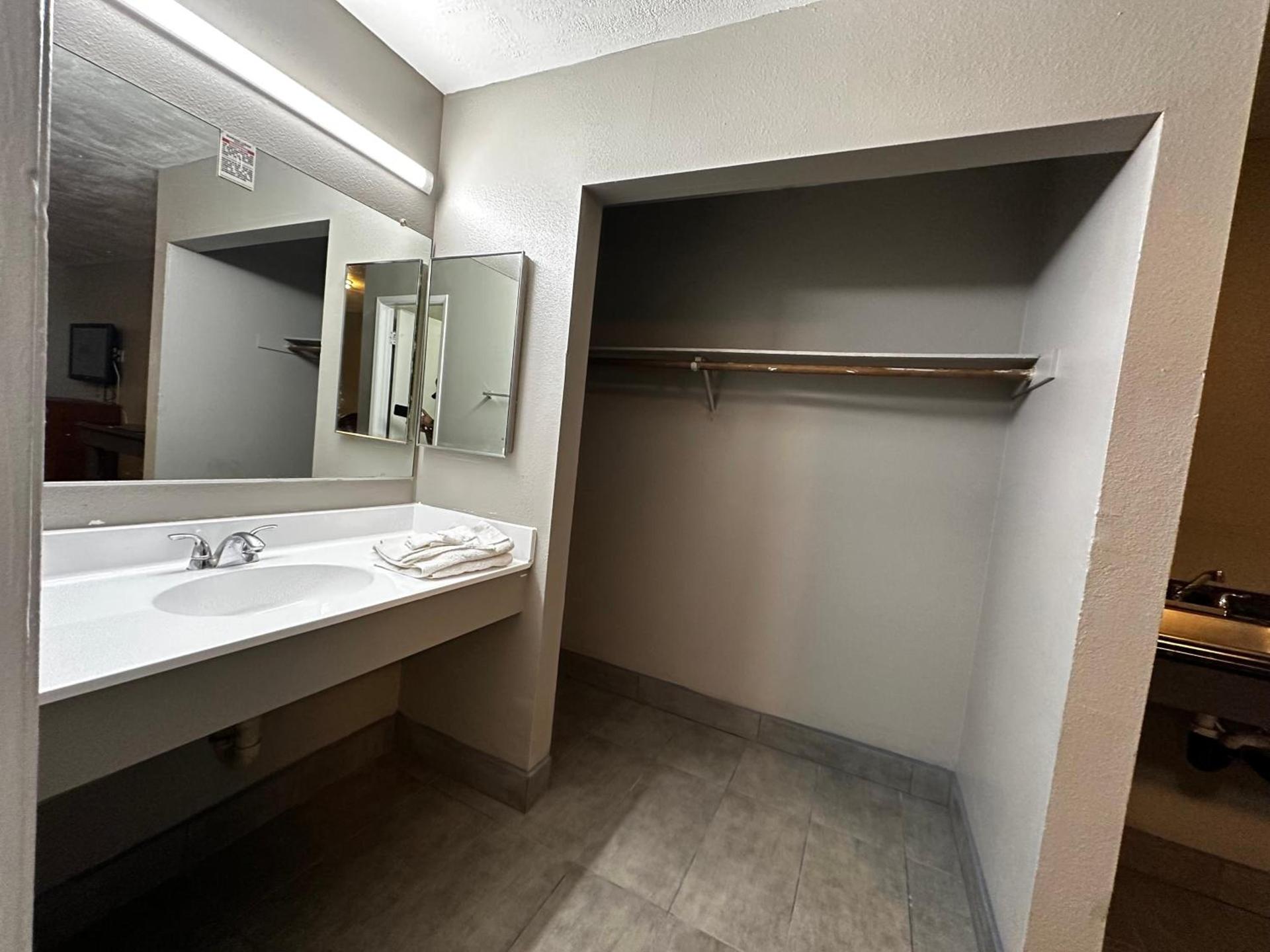 Sunpark Inn & Suites photo 28