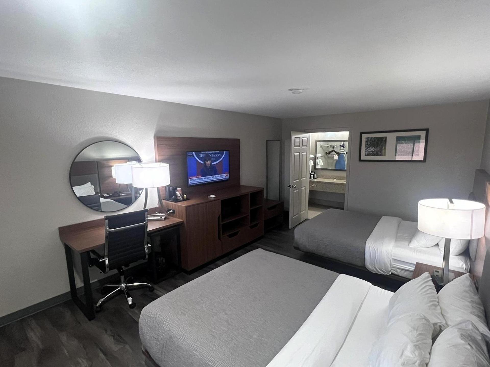 SureStay Plus by Best Western Alamogordo White Sands photo 43