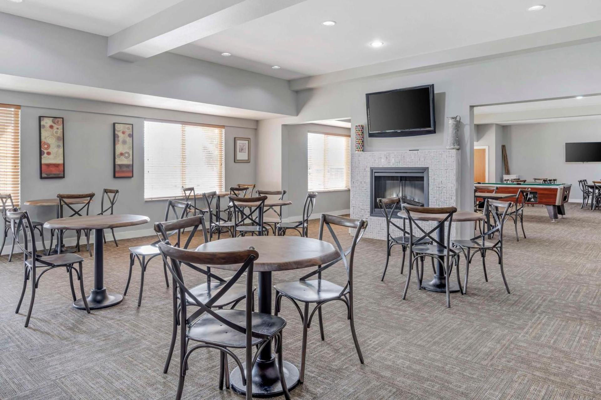 Best Western PLUS Peppertree Inn at Omak photo 33