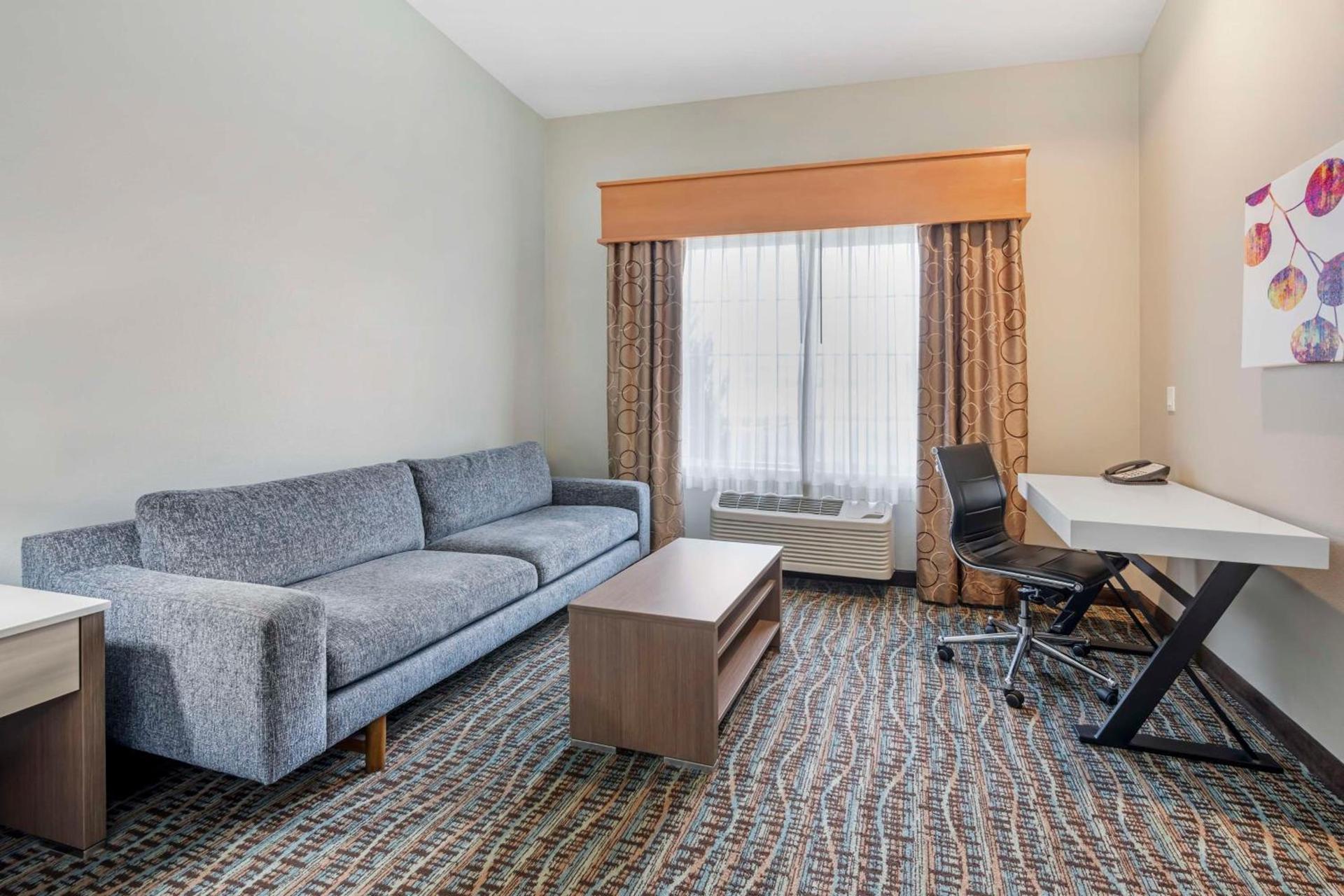 Best Western PLUS Peppertree Inn at Omak photo 7