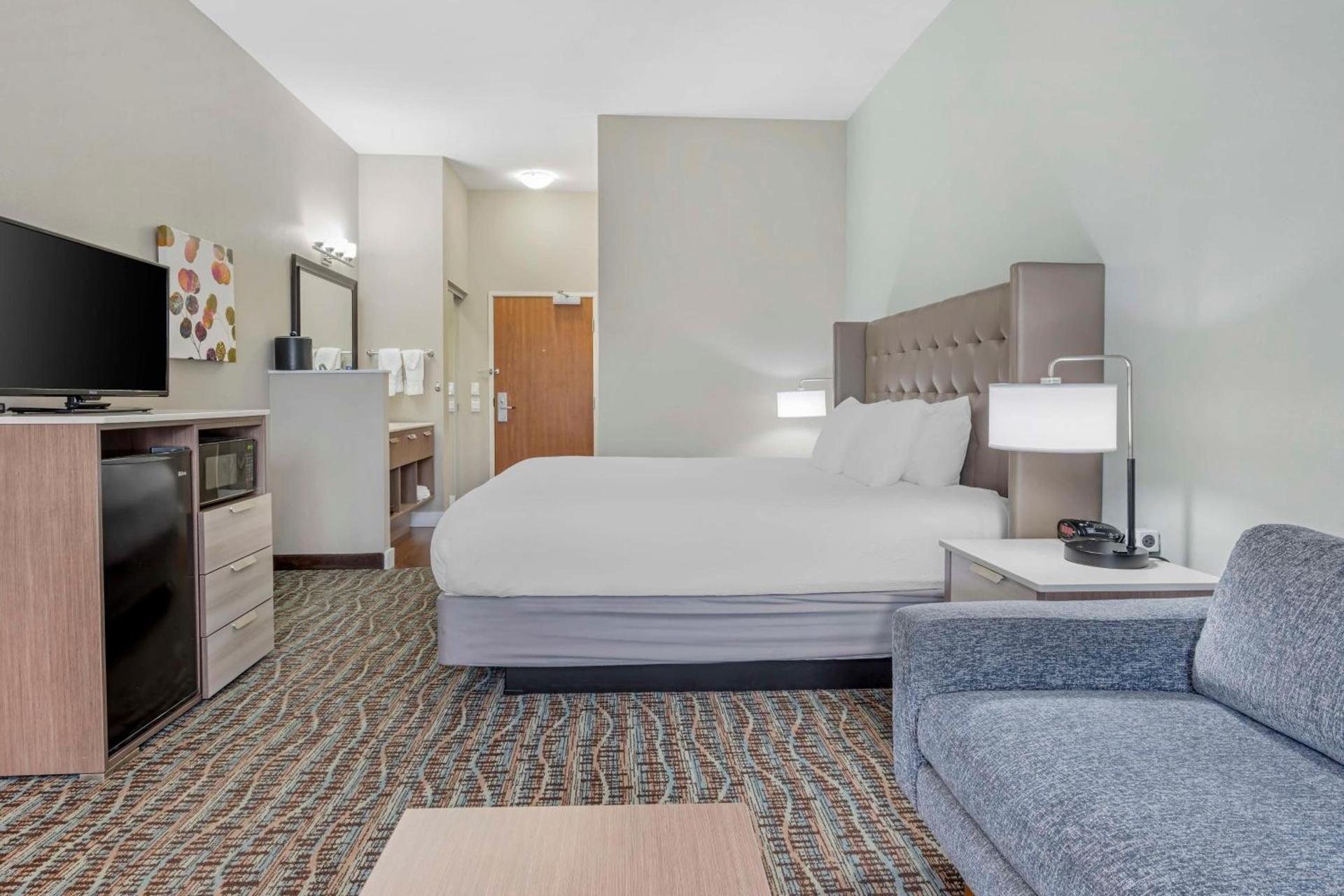 Best Western PLUS Peppertree Inn at Omak photo 8