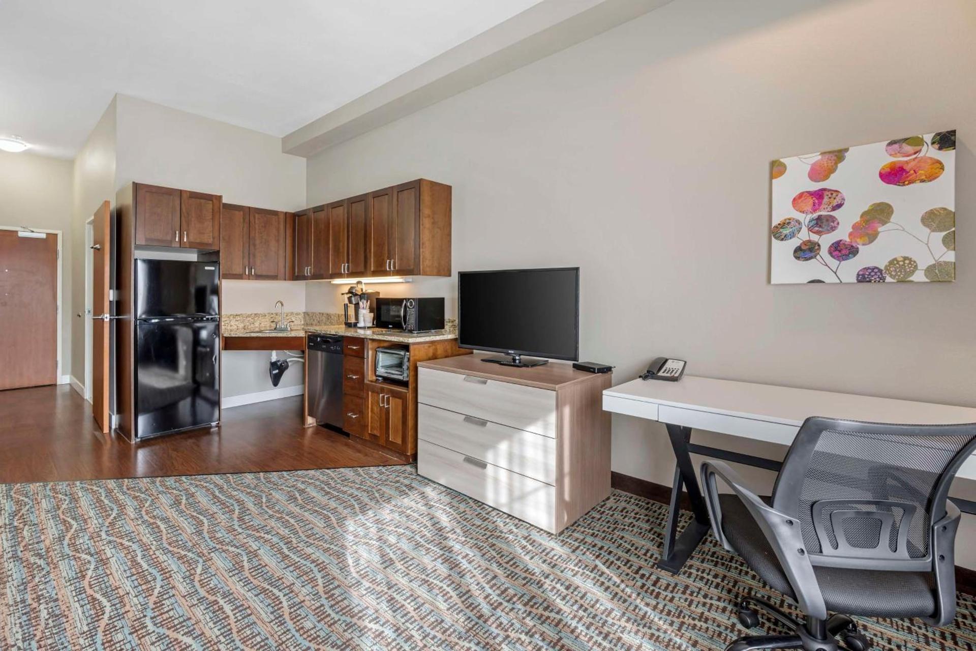 Best Western PLUS Peppertree Inn at Omak photo 10