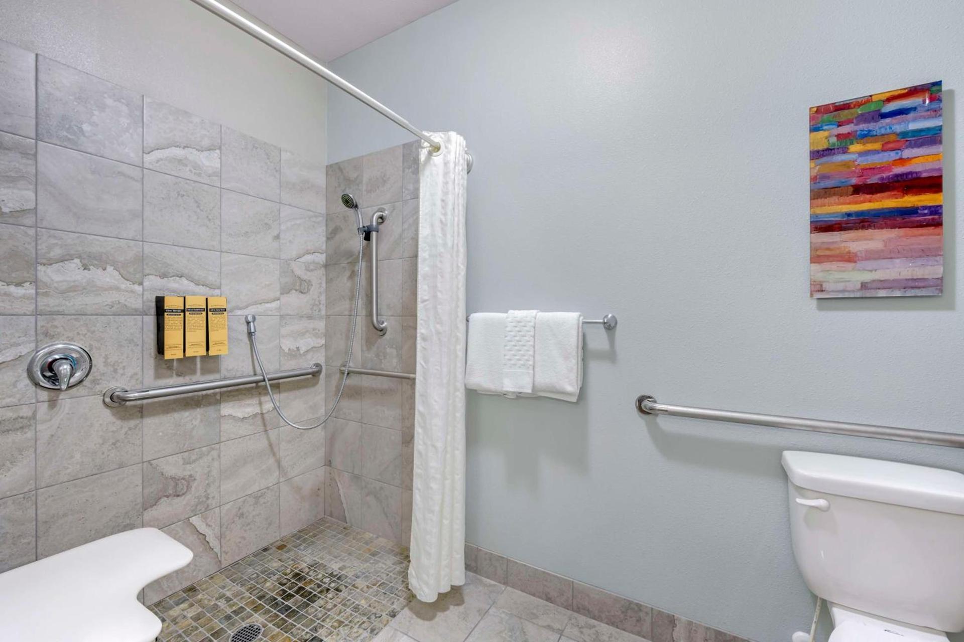 Best Western PLUS Peppertree Inn at Omak photo 14