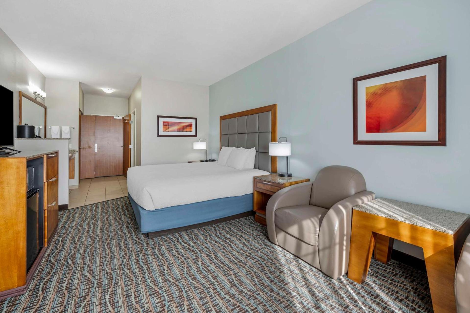 Best Western PLUS Peppertree Inn at Omak photo 16
