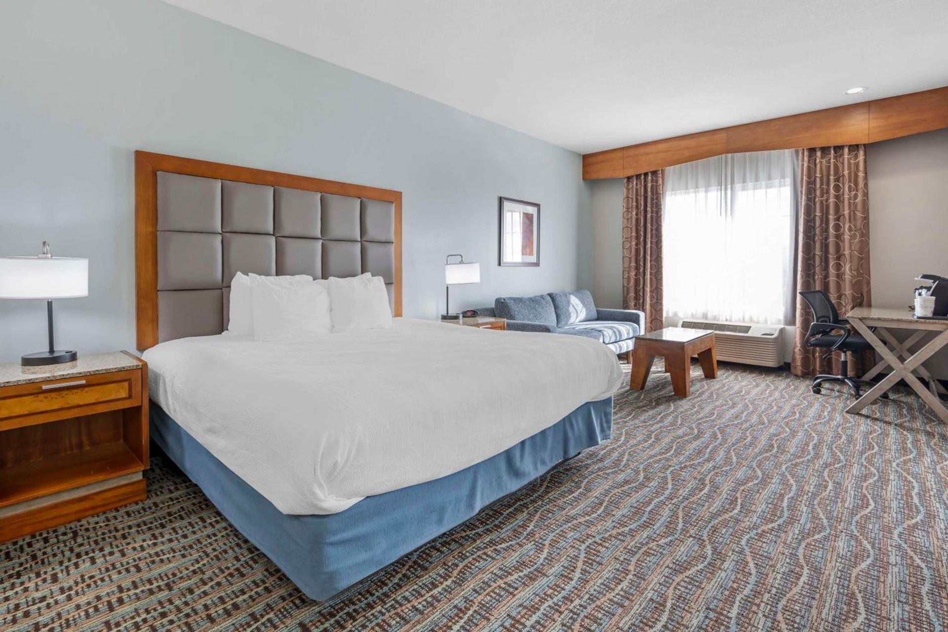Best Western PLUS Peppertree Inn at Omak photo 18
