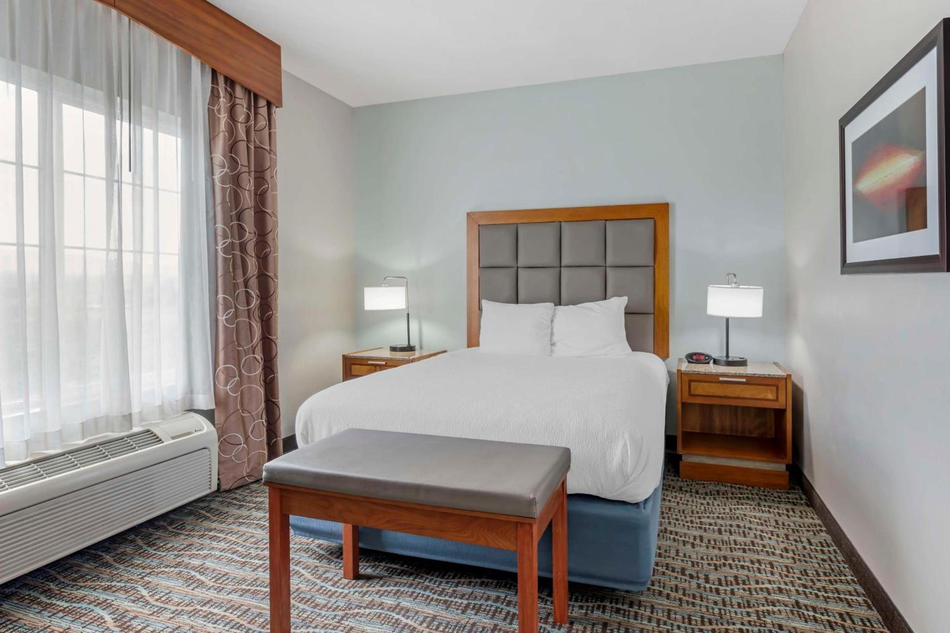 Best Western PLUS Peppertree Inn at Omak photo 23