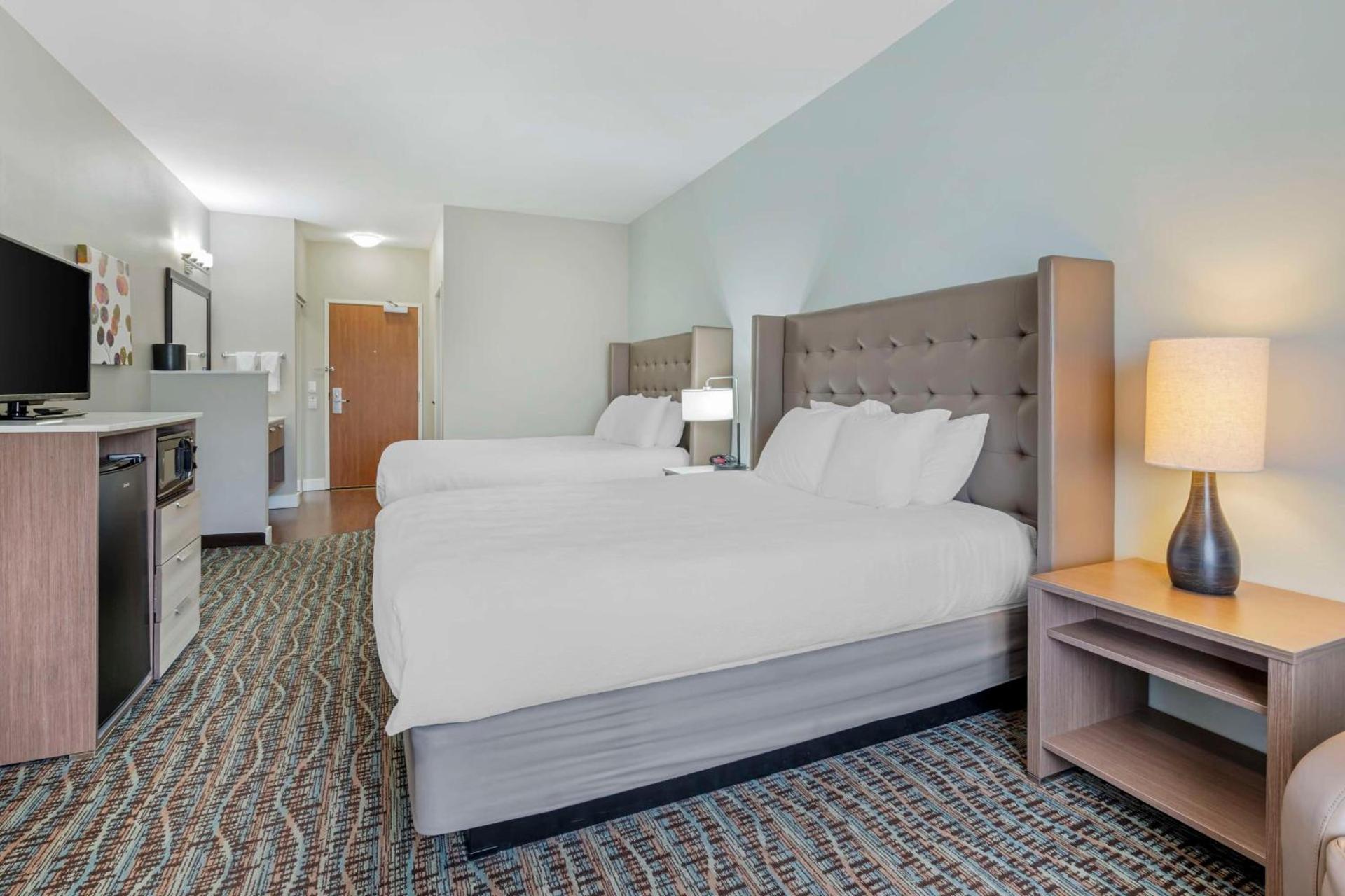 Best Western PLUS Peppertree Inn at Omak photo 25