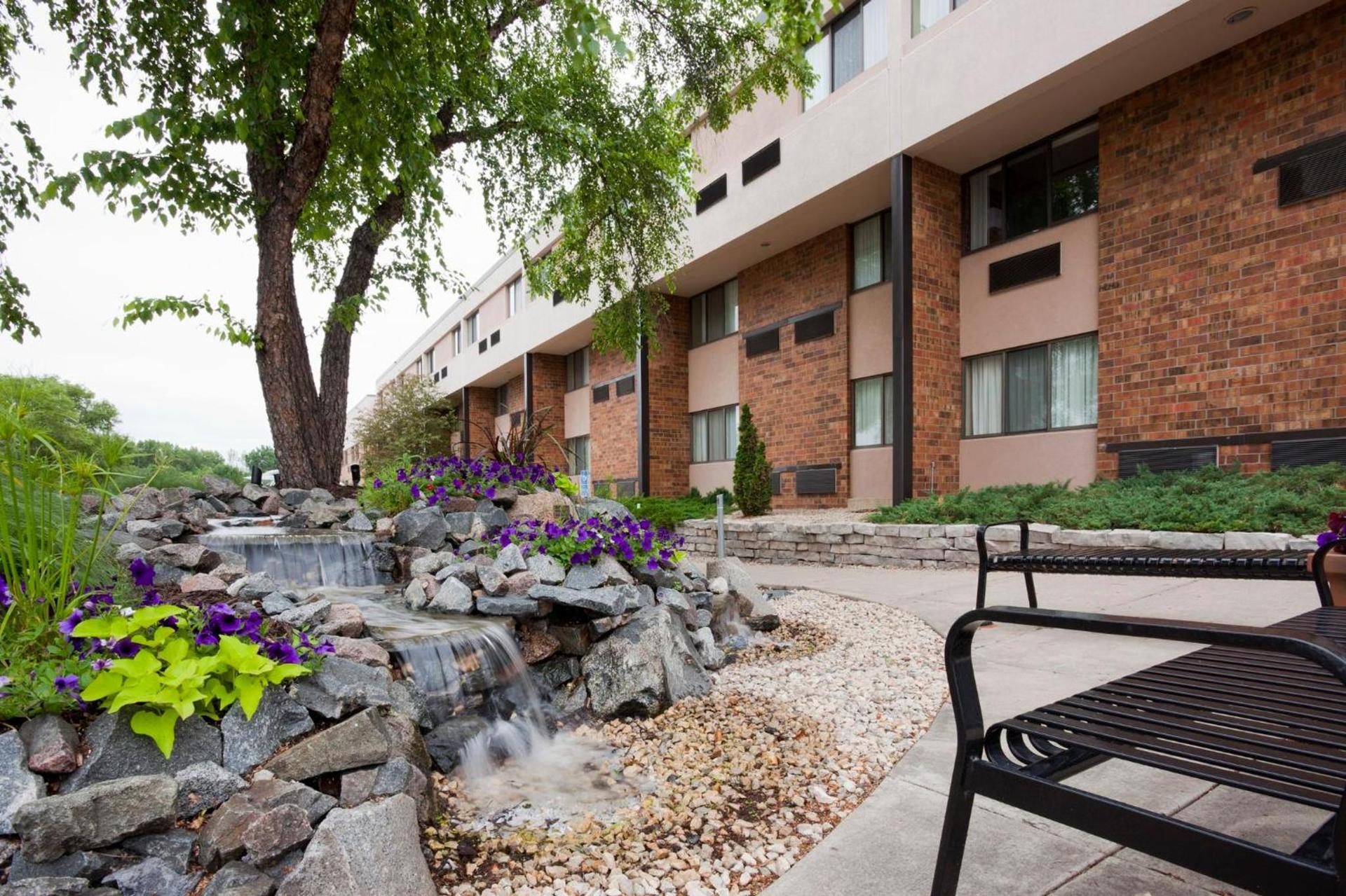 Holiday Inn & Suites St. Cloud by IHG — hotel in Saint Cloud