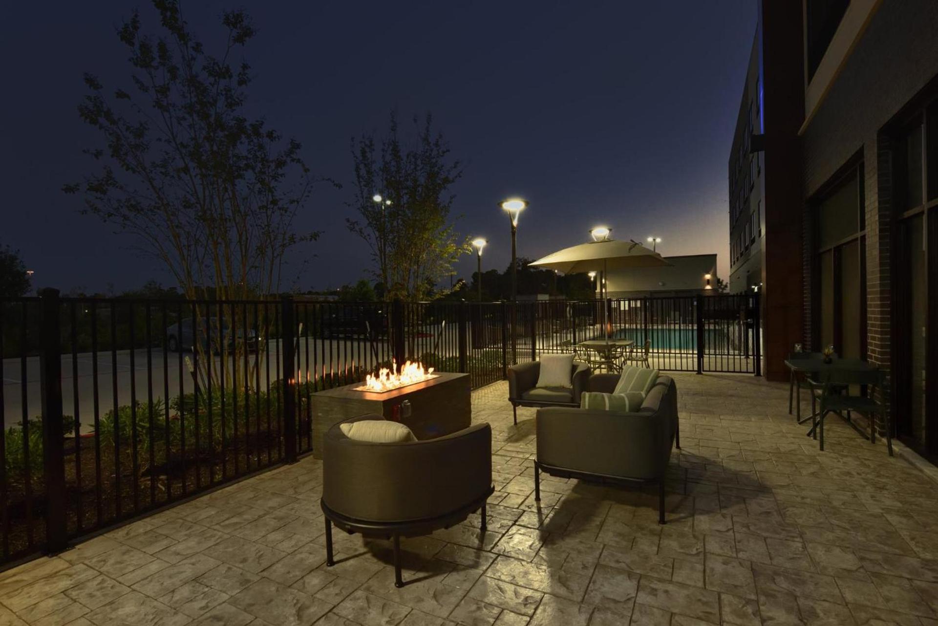 Holiday Inn Express & Suites Spring - Woodlands Area by IHG photo 26