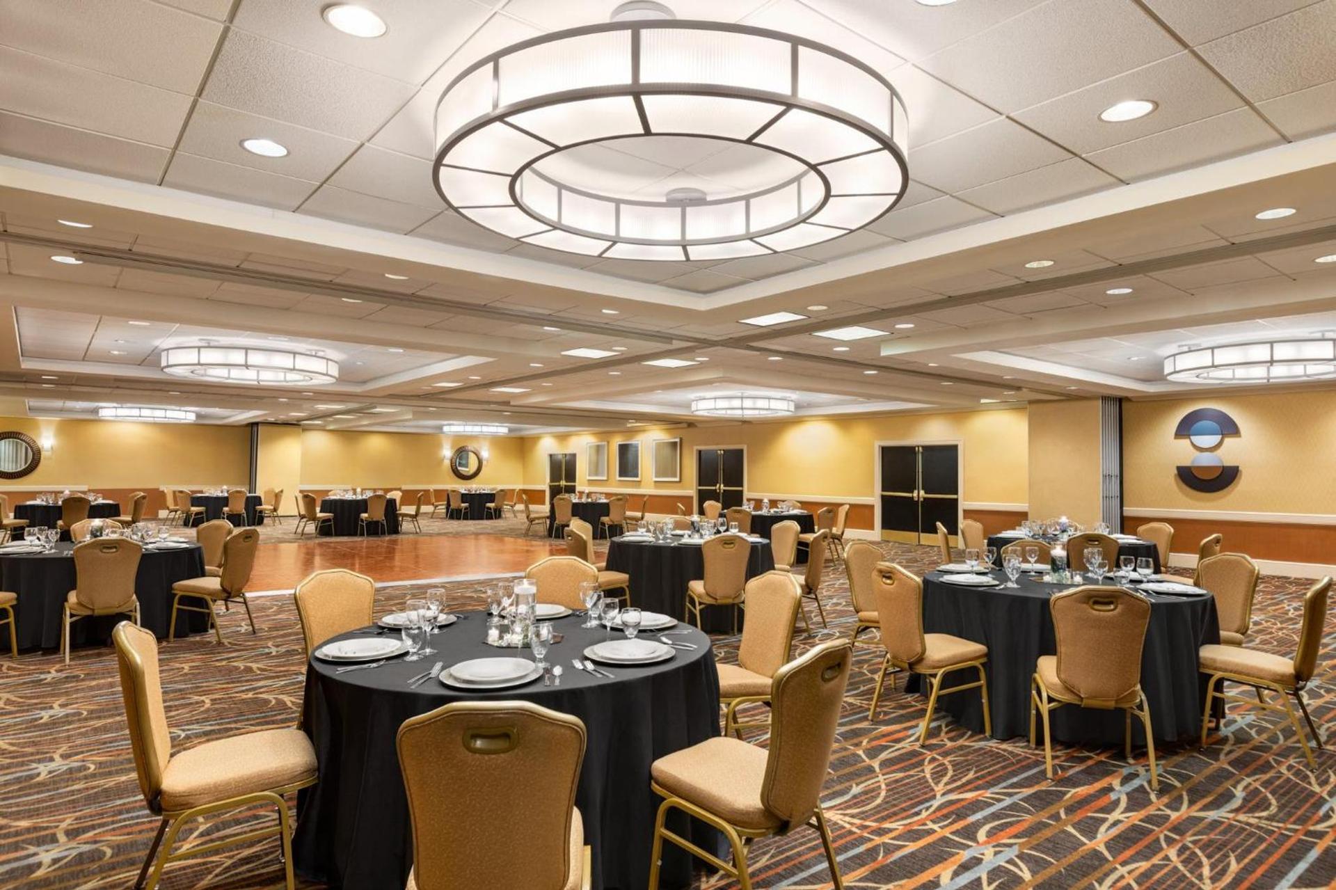Holiday Inn Gaithersburg by IHG photo 16