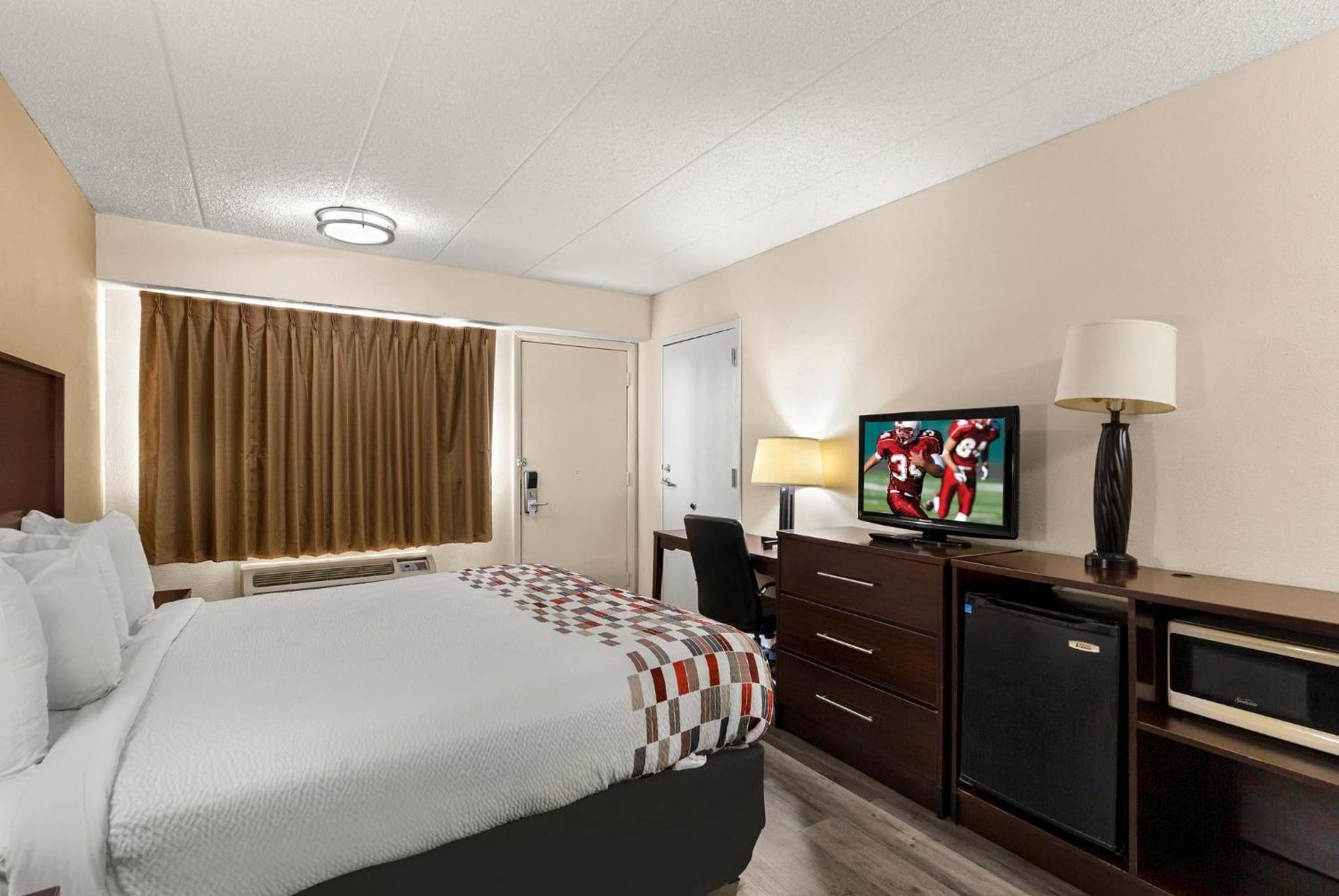 Red Roof Inn Springfield, IL photo 4