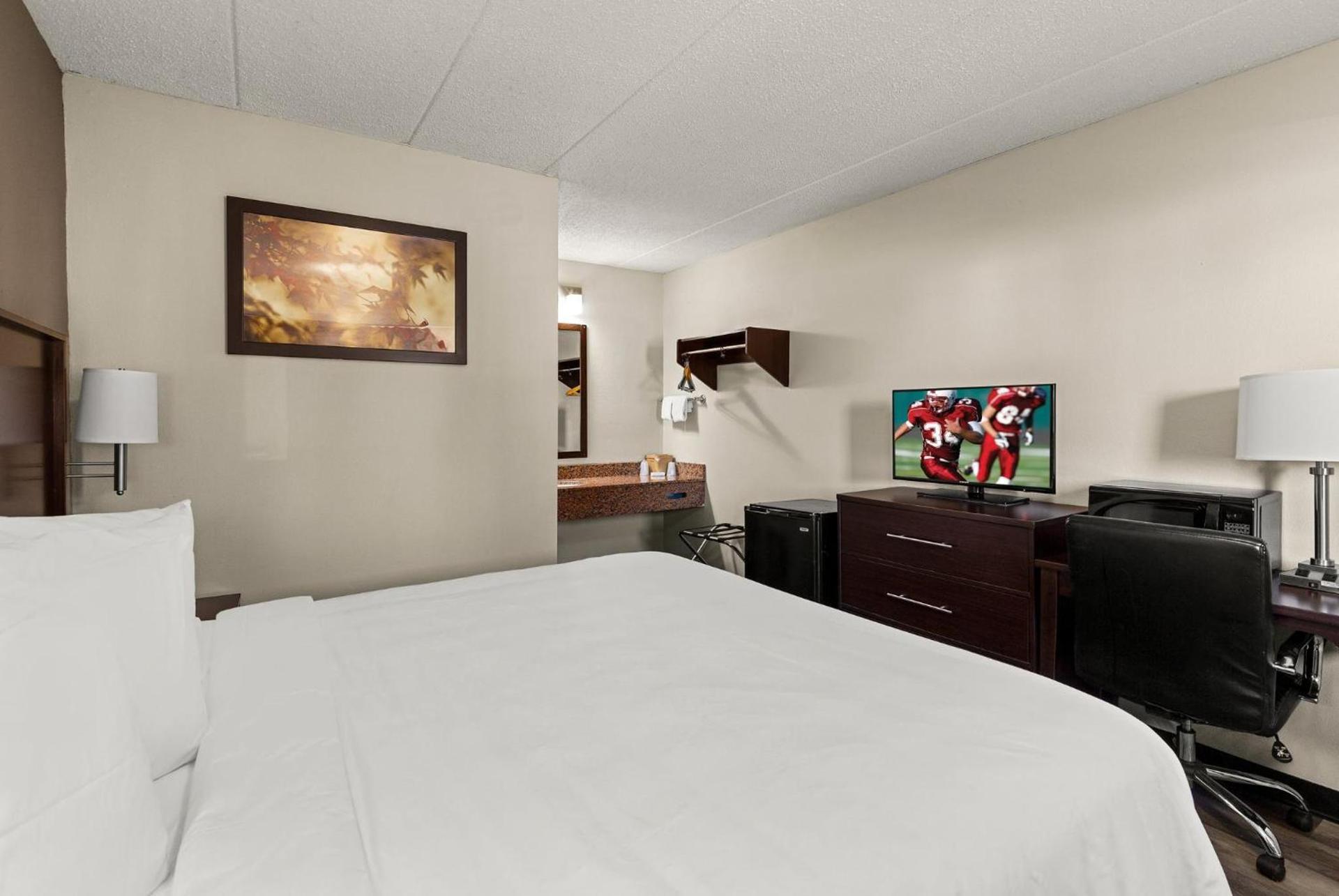 Red Roof Inn Springfield, IL photo 7
