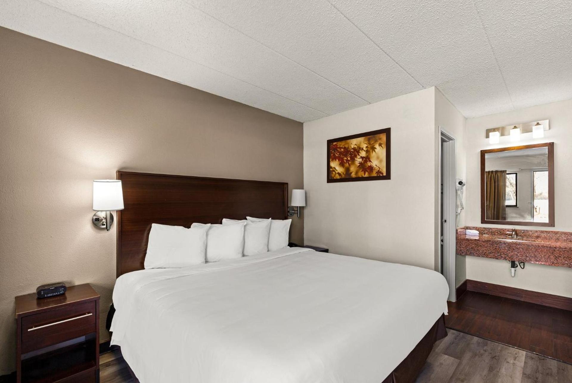 Red Roof Inn Springfield, IL photo 5